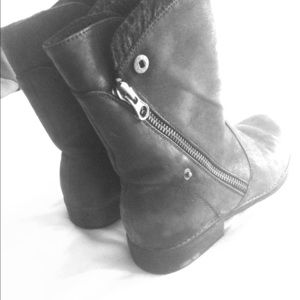 Barely worn Sherpa Lined winter ankle boots